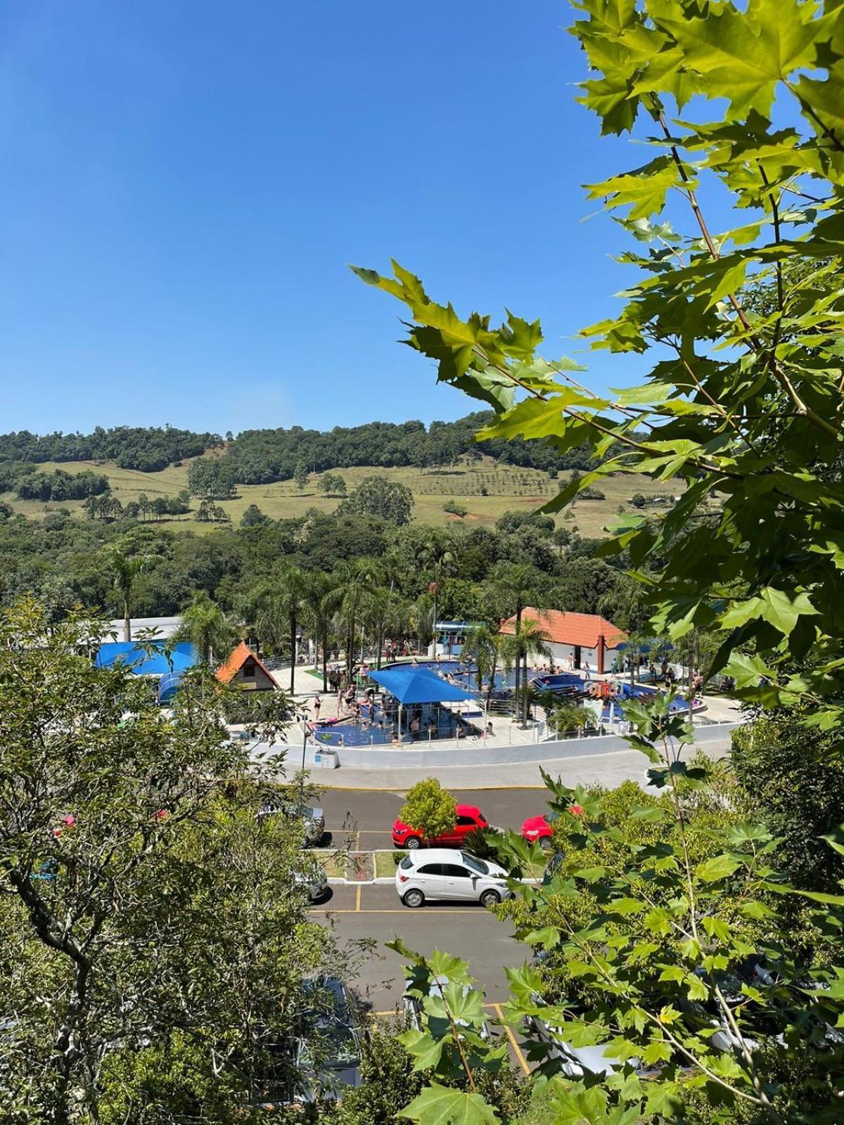 Apto Das Lavandas - 2 Quartos - Apto Todo Climatizado - A 150M Do Parque Termal! Piratuba Εξωτερικό φωτογραφία